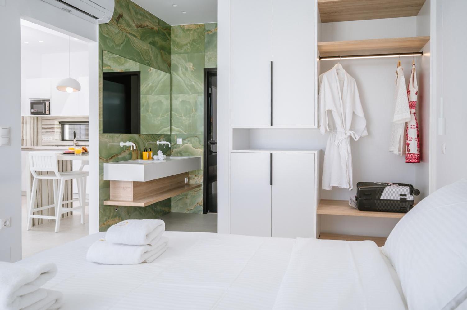 Sardines Luxury Suites ヘルソニソス エクステリア 写真