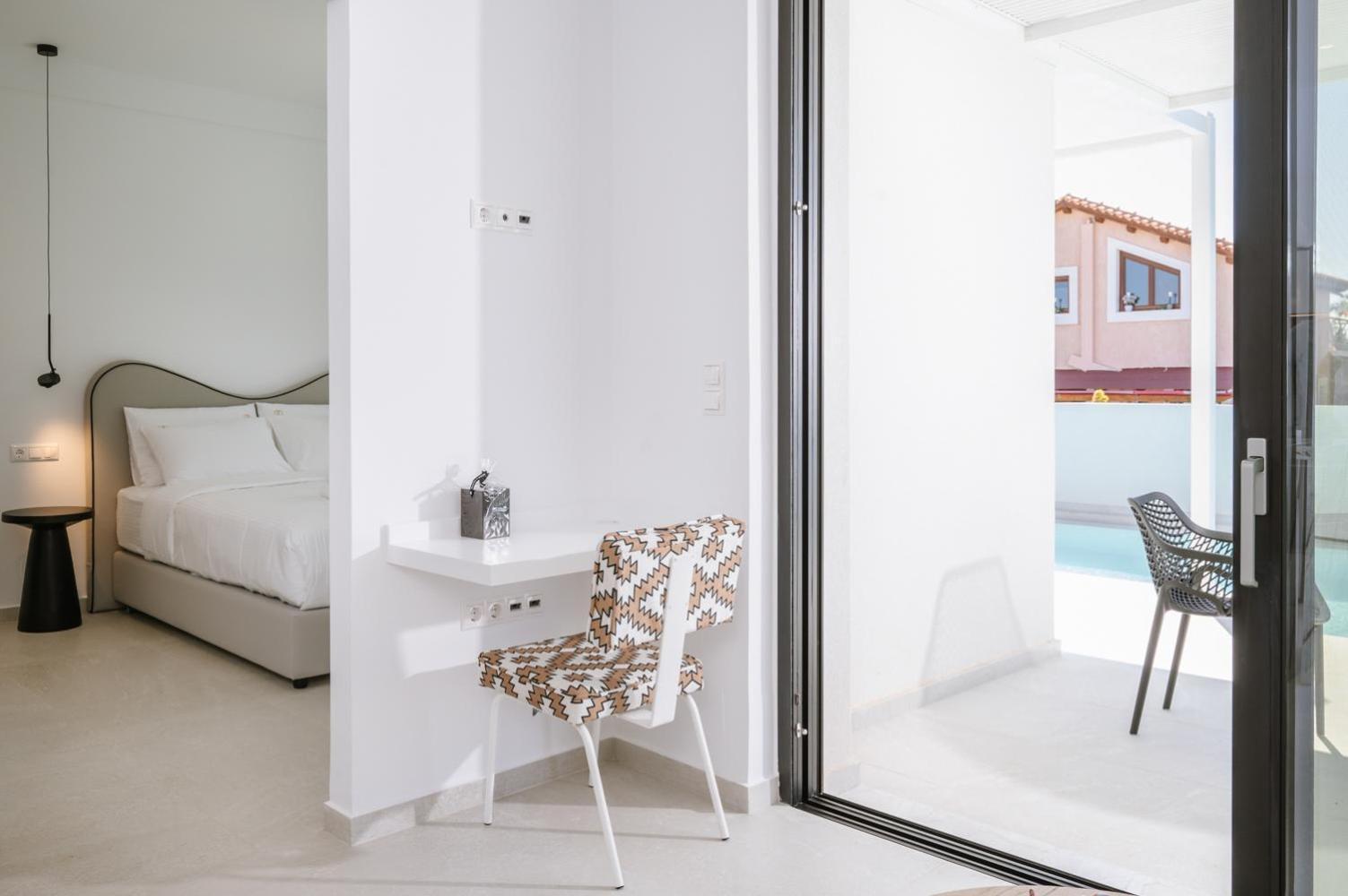 Sardines Luxury Suites ヘルソニソス エクステリア 写真